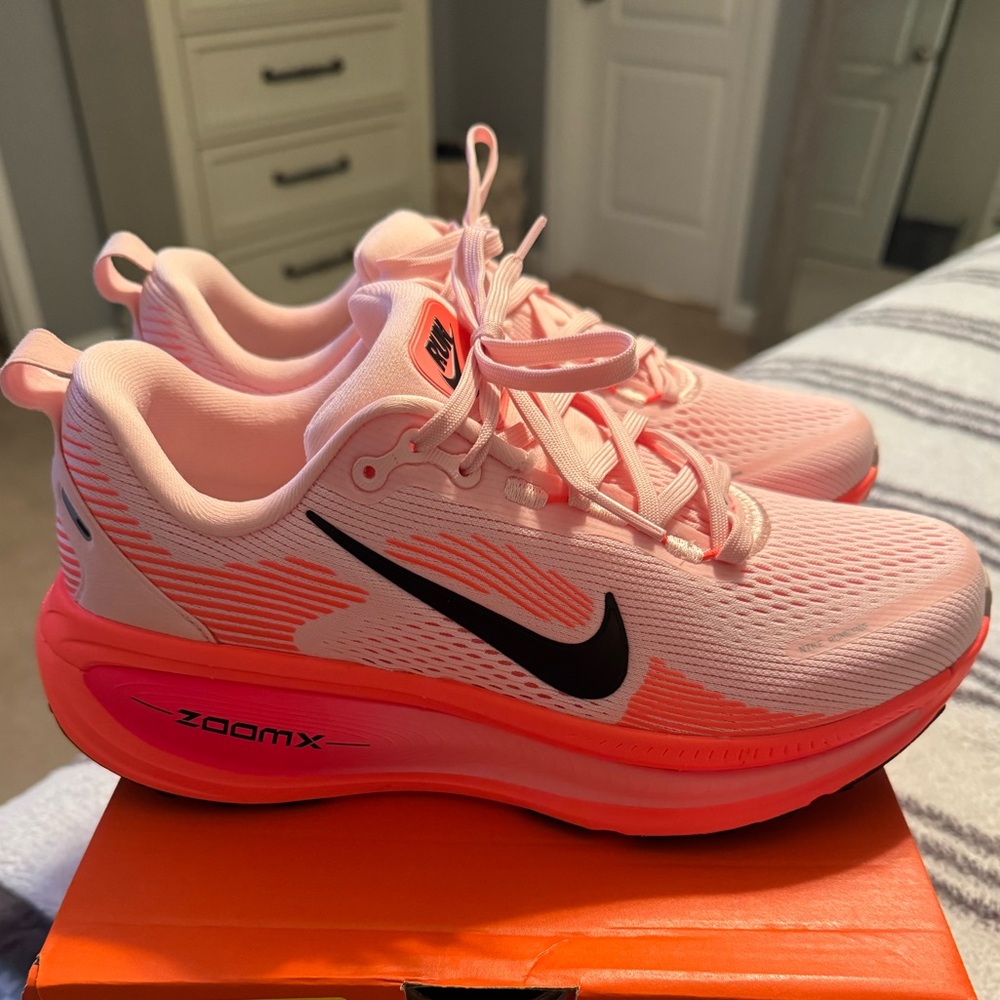 Women’s Nike Vomero